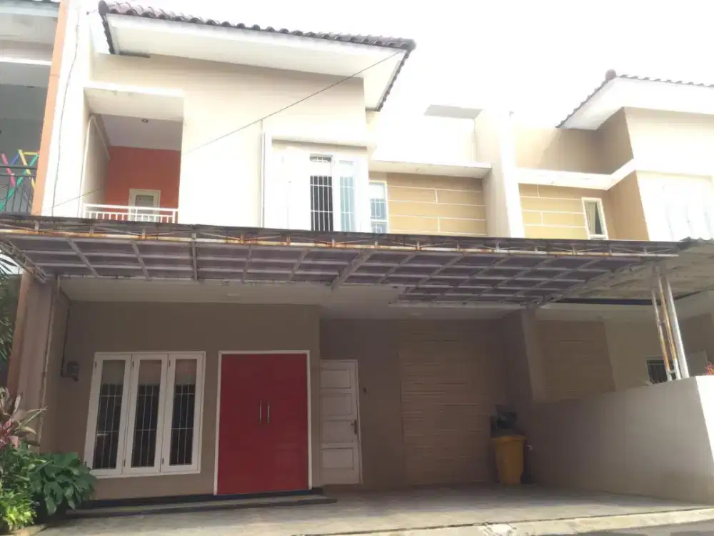Dijual rumah dalam cluster exclusive 2 lantai