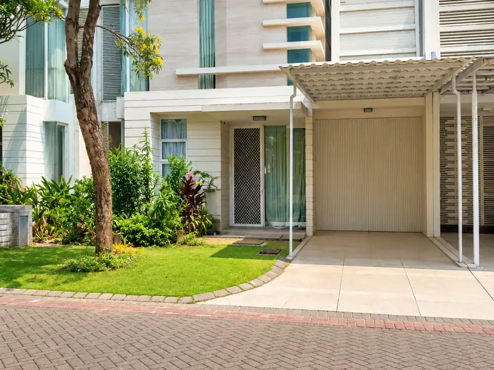 RUMAH PAKUWON CITY FURNISH PALM BEACH