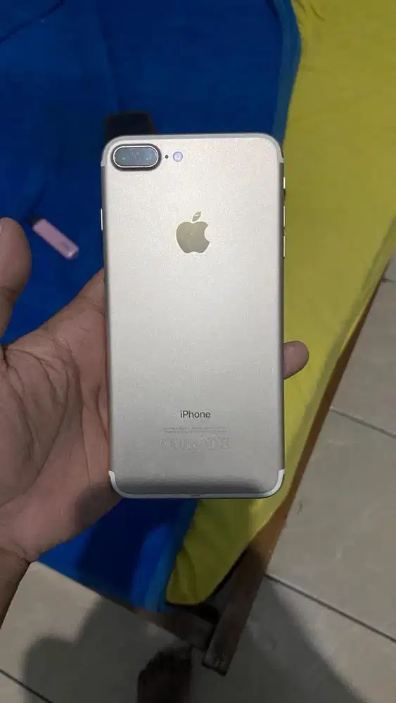 Iphone 7+ 32gb ibox minus