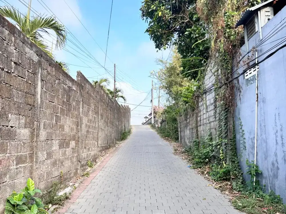 Dijual - Tanah Strategis di Ungasan. Cocok untuk Bangun Rumah dan Villa.