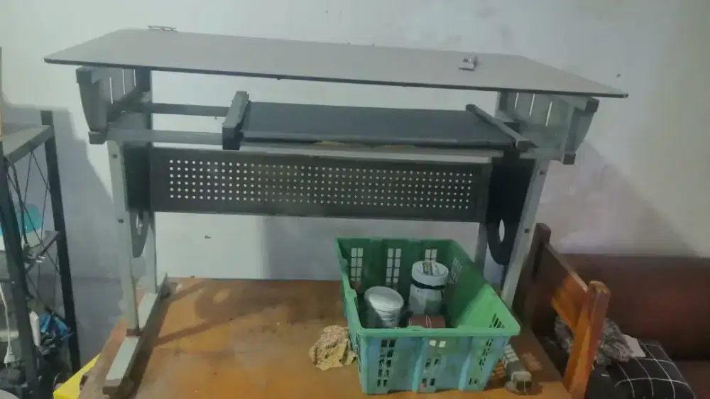 Meja kaca komputer acehardware