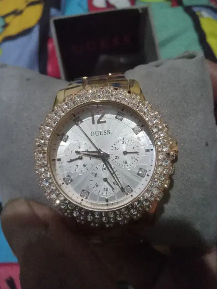 Jual jam Guess warna rose gold
