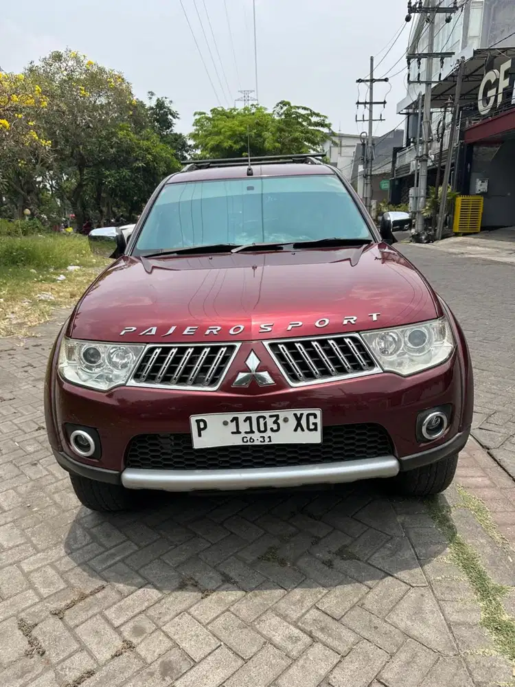 Mitsubishi Pajero Sport Exceed 2011 AT 4x2 Cat Original Istimewa