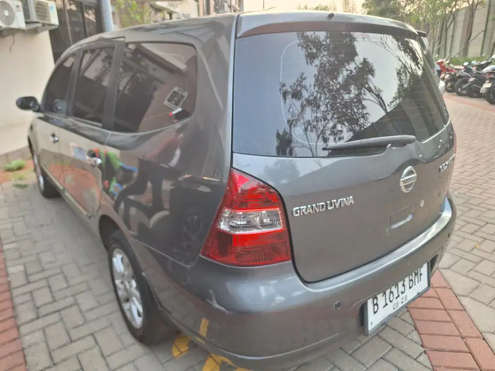 Grand Livina XV AT 2023