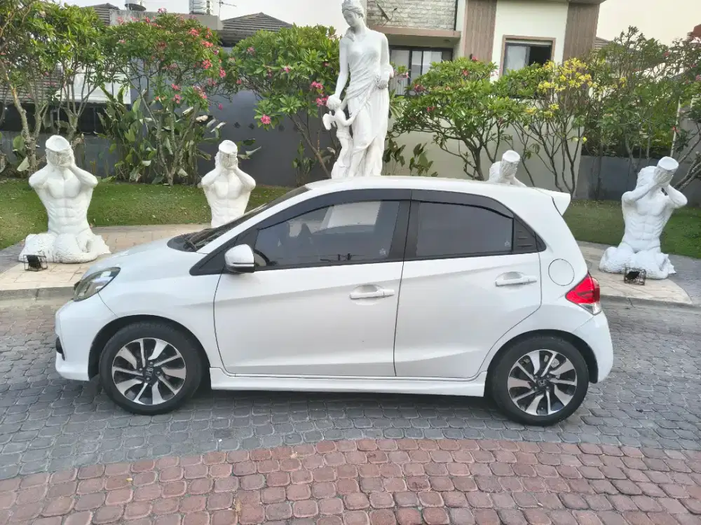 Brio RS matic PLT w Gresik pajak hidup