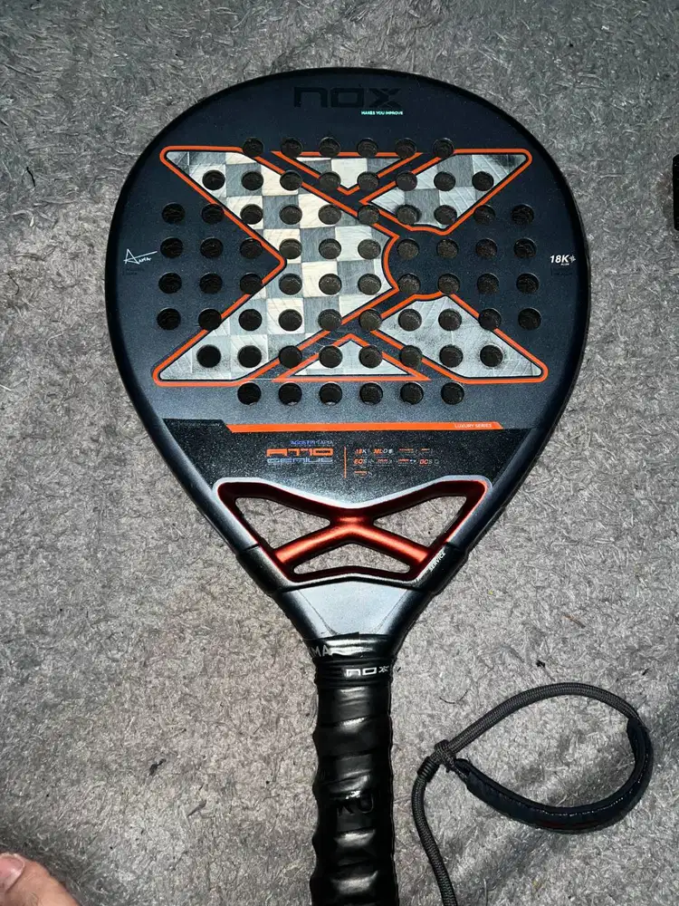 Raket Padel Nox at10 18k tapia mulus