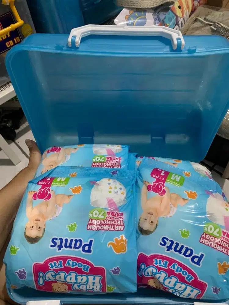 pempers baby happy isi 12pcs + tas koper