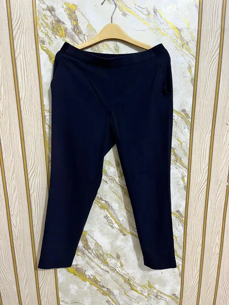Uniqlo Celana Bahan Kerja Pria