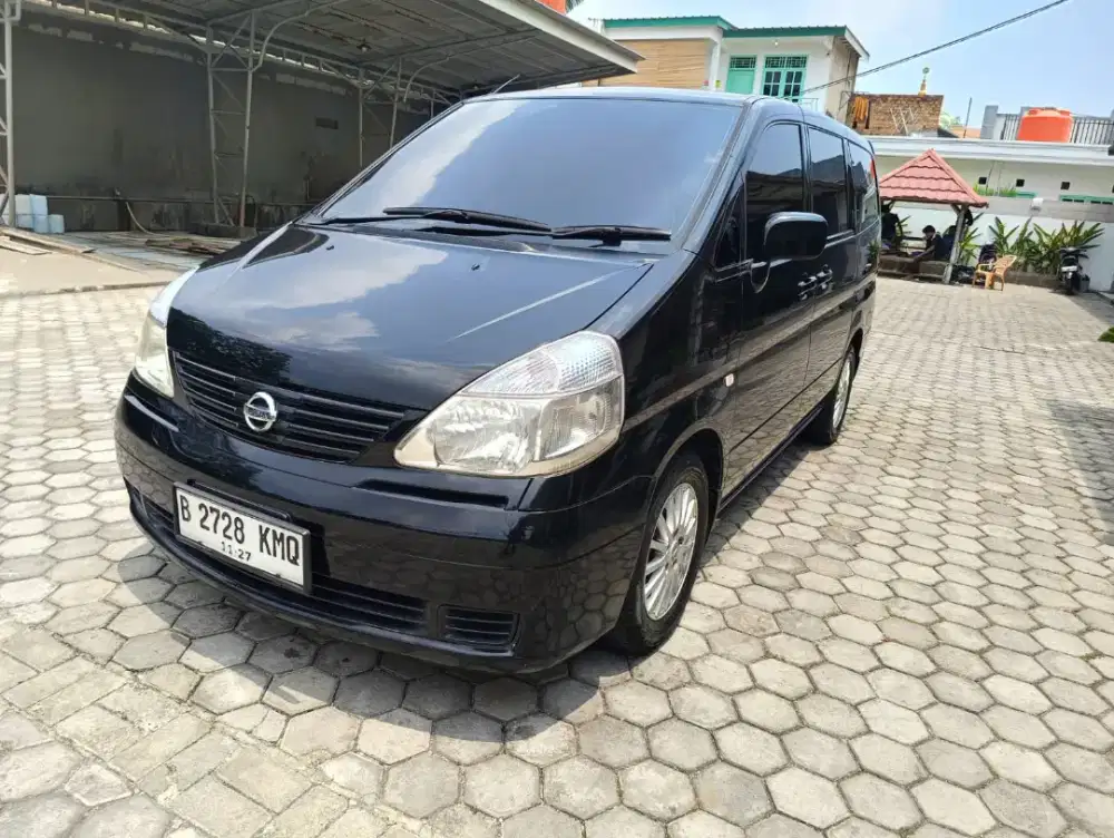 Dijual murah aja mobil cocok buat keluarga besar