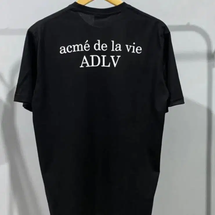 Kaos ADeLV Hitam Black Size M