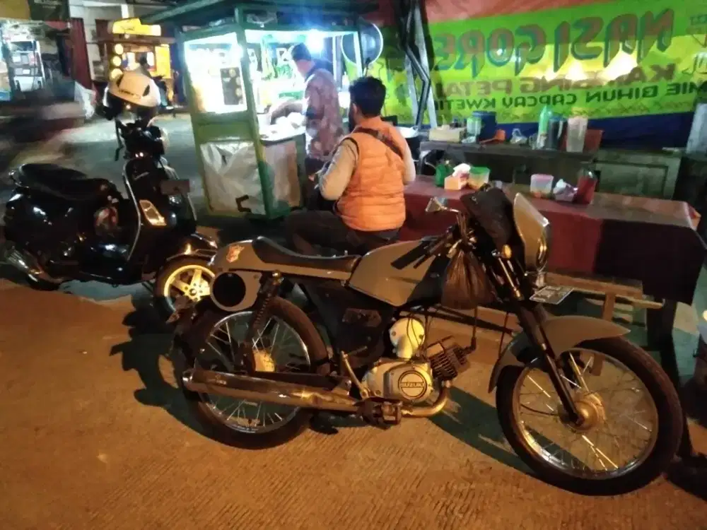 Dijual patung monyet