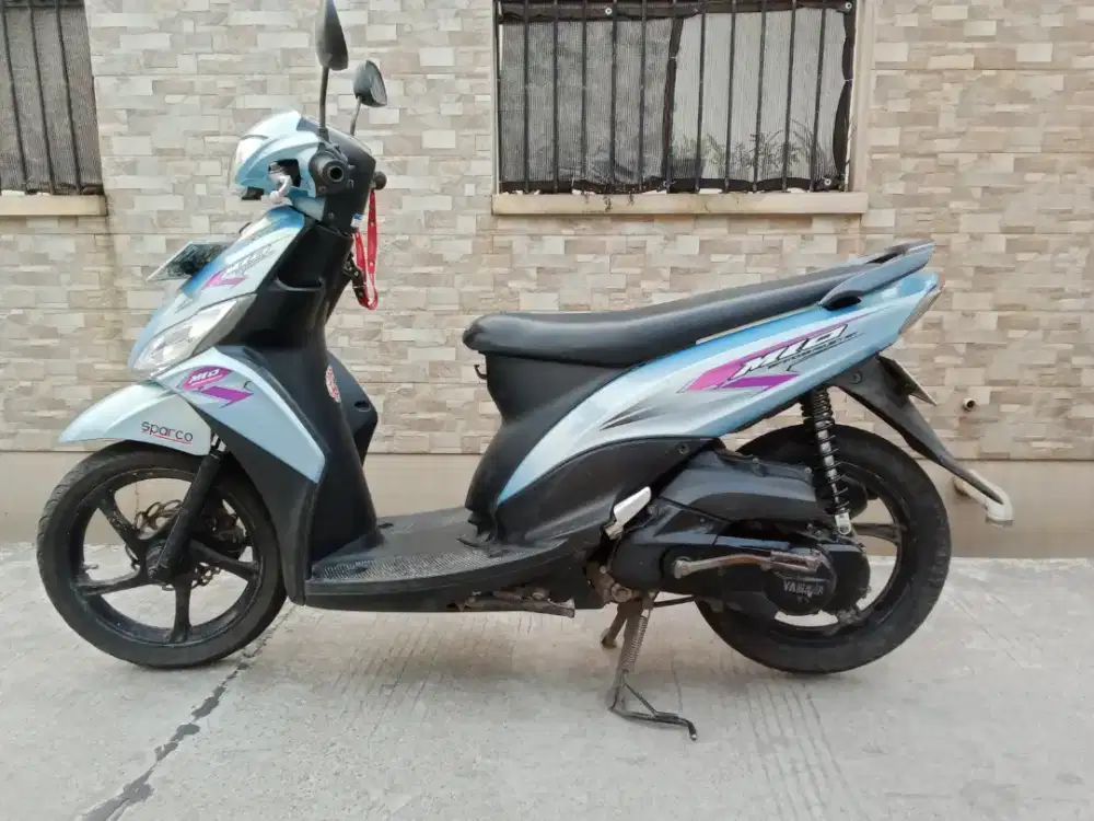 Di jual Yamaha Mio J fi THN 2014 mulus komplit siiap pakai