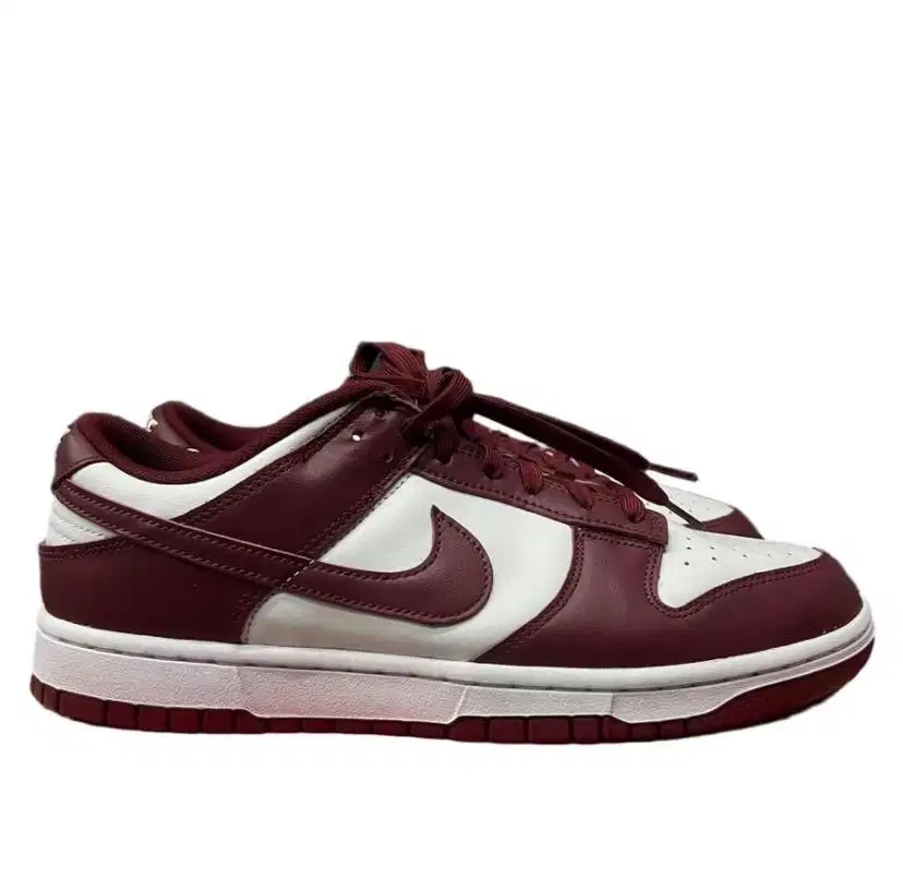 Nike Dunk maroon