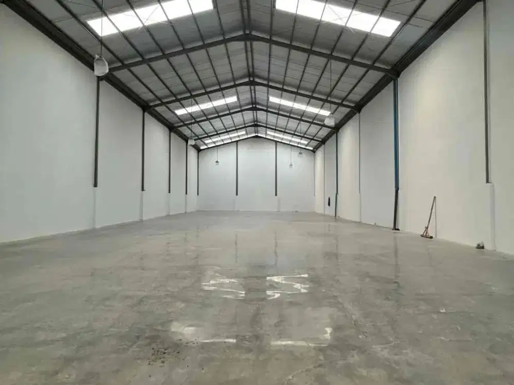 disepak gudang baru premium di Bandung barat dekat tol