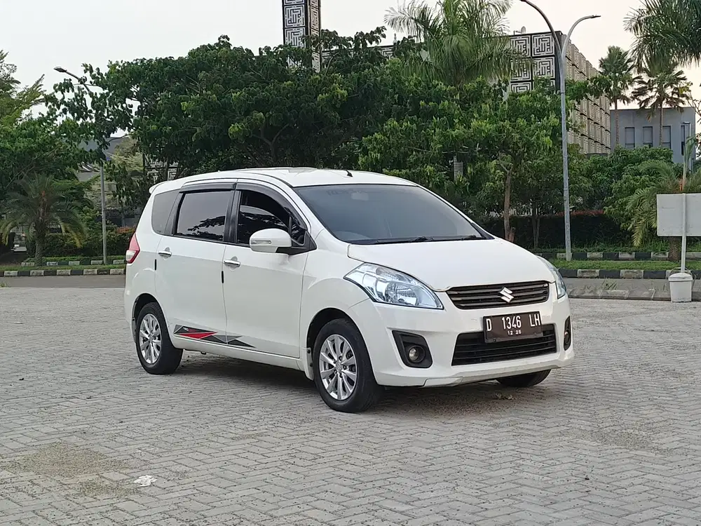 Suzuki Ertiga GX 1.4 manual 2013 white
