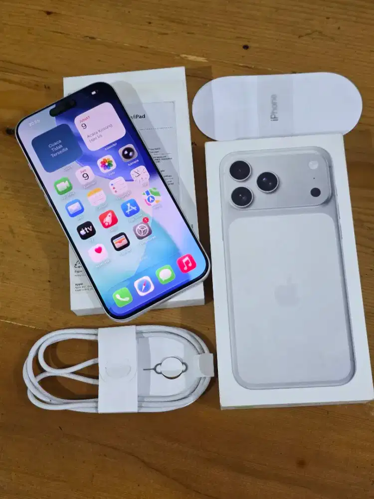 Iphone 17 Pro Max 256 Mulus Fullset Ori Garansi Resmi Aktif