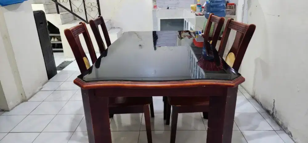 Meja makan 1 set 6 kursi