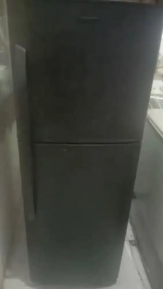 Kulkas Panasonic 2 Pintu Bekas – Masih Bagus, Dingin Normal