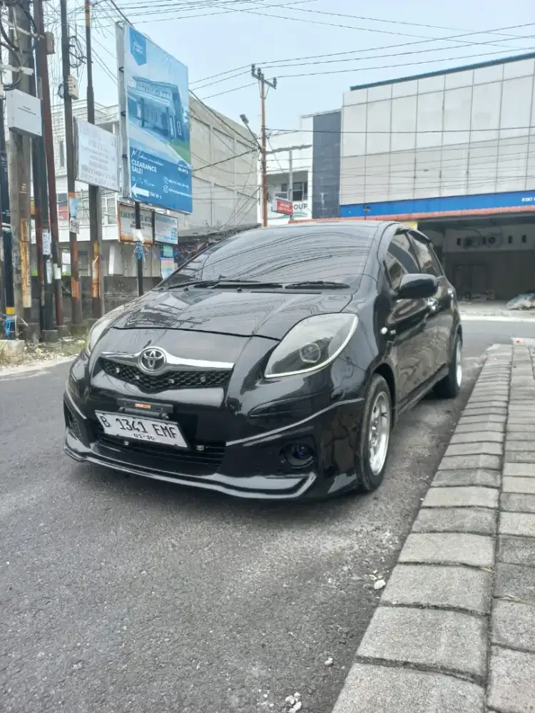 Toyota Yaris E Metik 2010