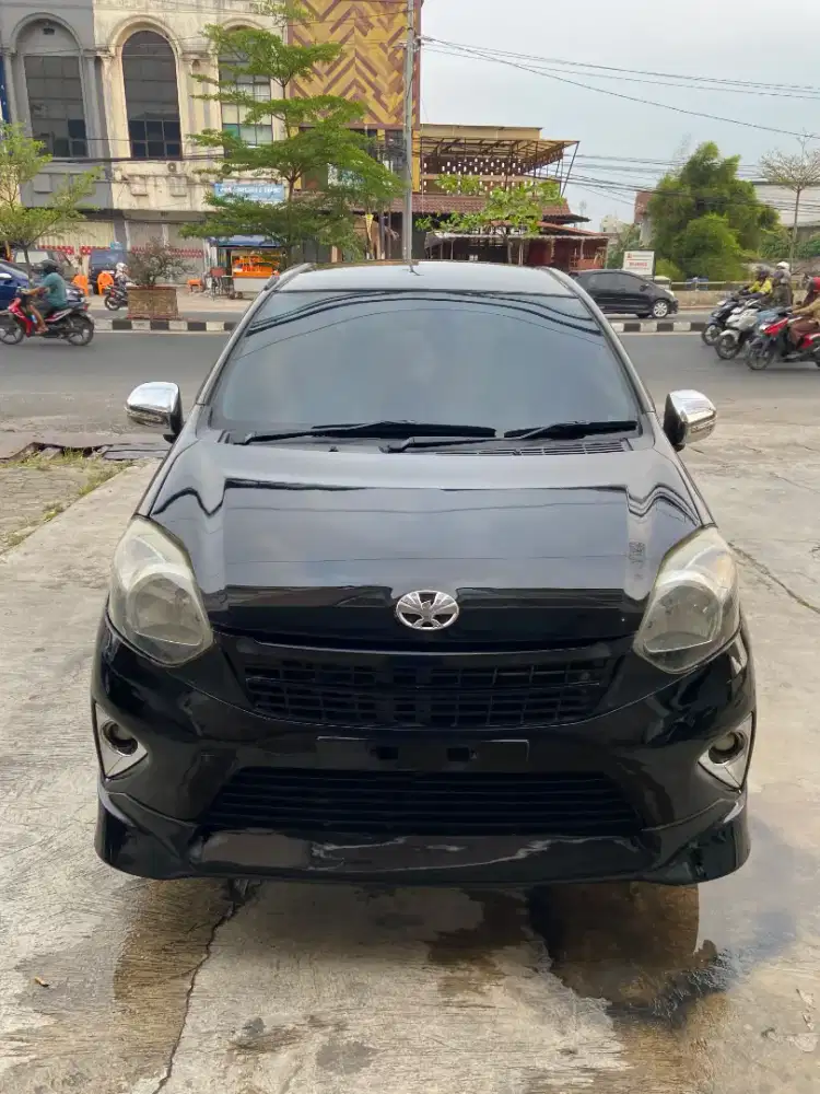 Toyota agya trd tangan pertama dari baru super mulus
