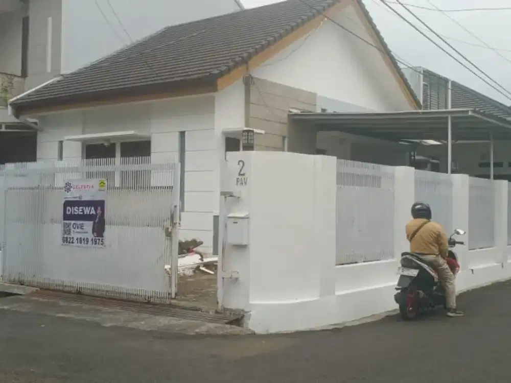Rumah Halaman Luas Dekat Sesko Sman 8 Turangga Martanegara