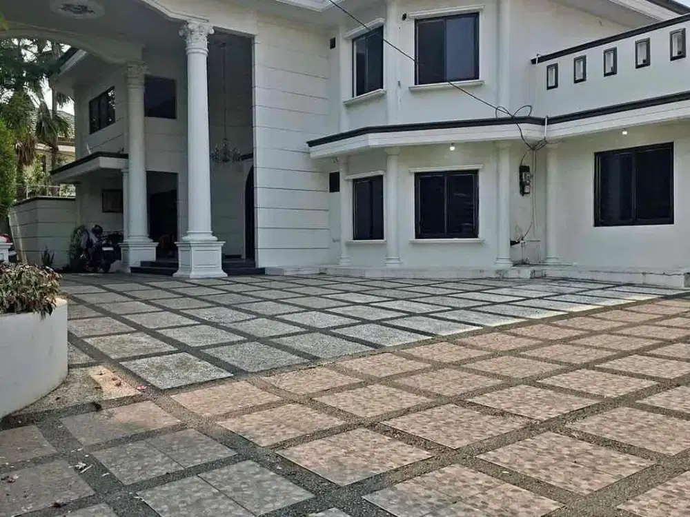 Disewakan rumah di Cipete Kebayoran Baru Jakarta Selatan