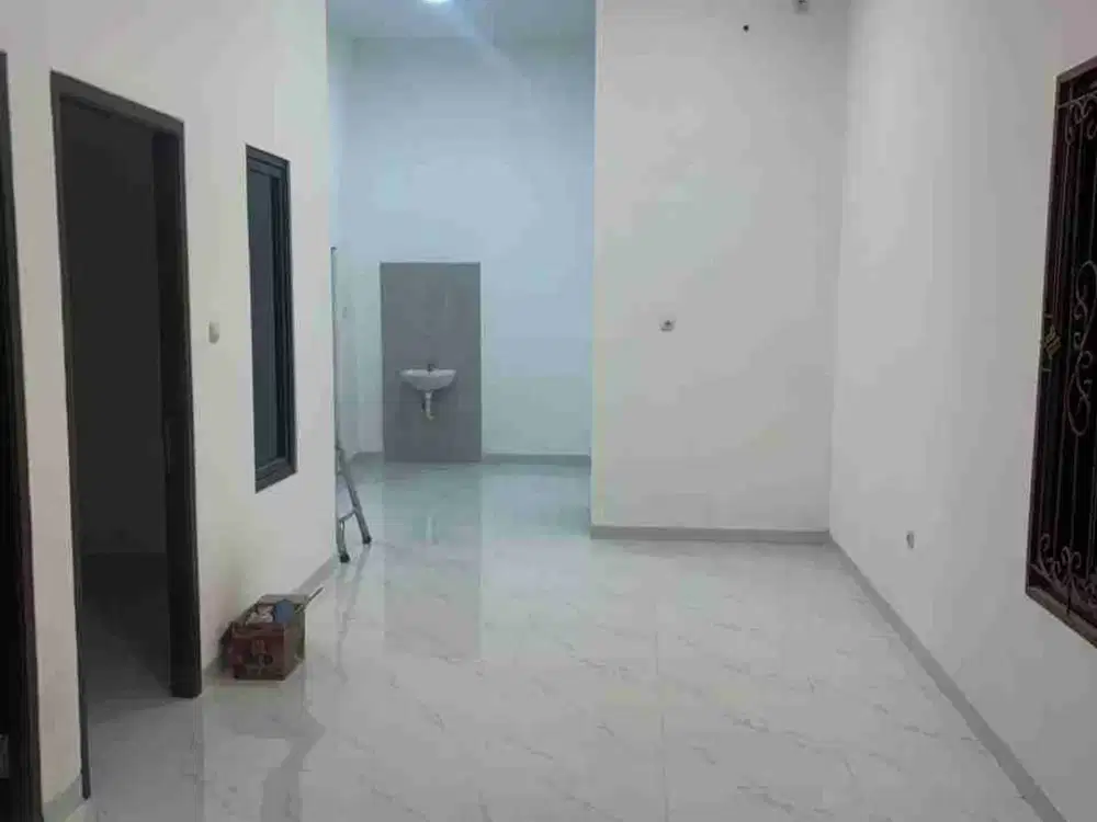 Jual Cepat Rumah Hoek Rapi Luas 104M2 di Catalina Gading Serpong
