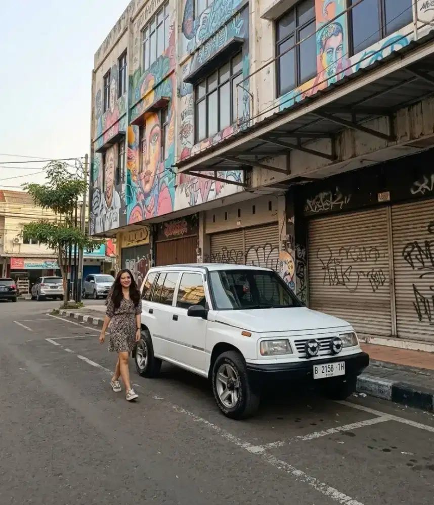 Sidekick putih langka ganteng mulus
