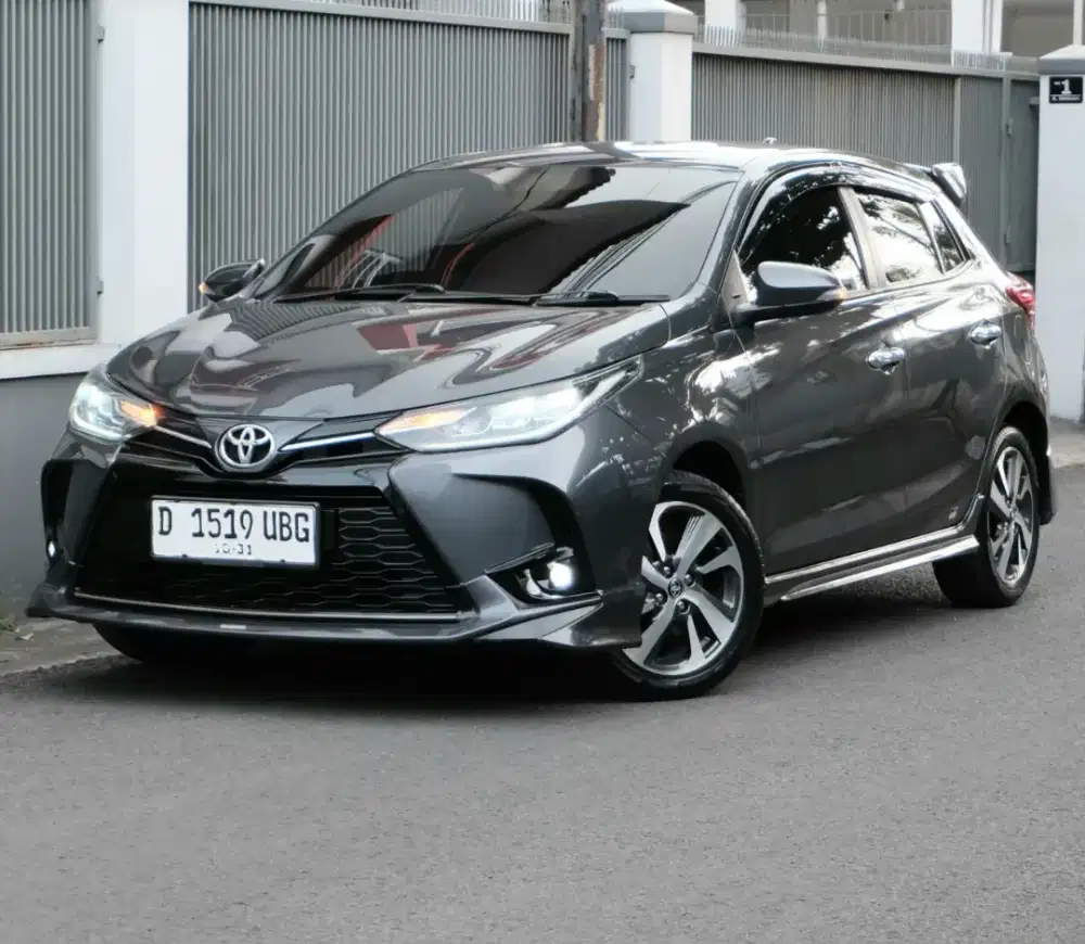 YARIS S GR SPORT 1.5 AT 2021 KM 45rb RECORD TOYOTA BANDUNG