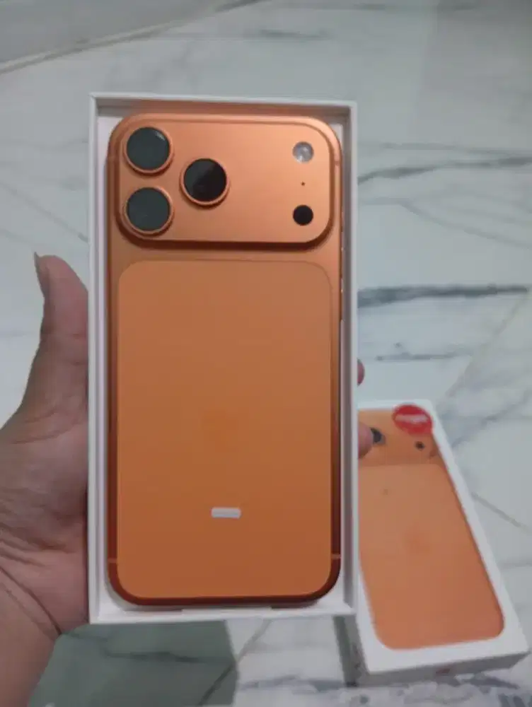 SECOND IPHONE 17 PRO MAX 256GB ORANGE EX-DIGIMAP