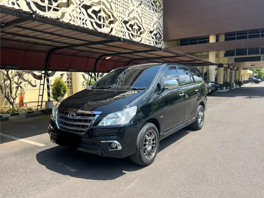 Kijang inova istimewa upgrade 2015 (barong)