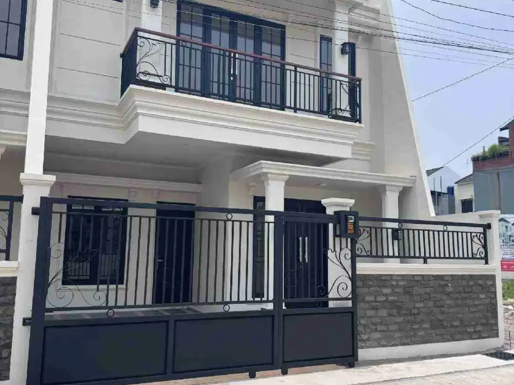 Rumah Mewah 2 Lantai