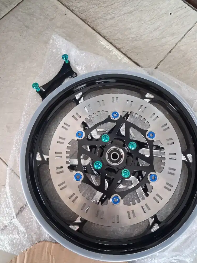 VELG RCB CT 200 DAN BAN PIRELI DIABLO ROSSO