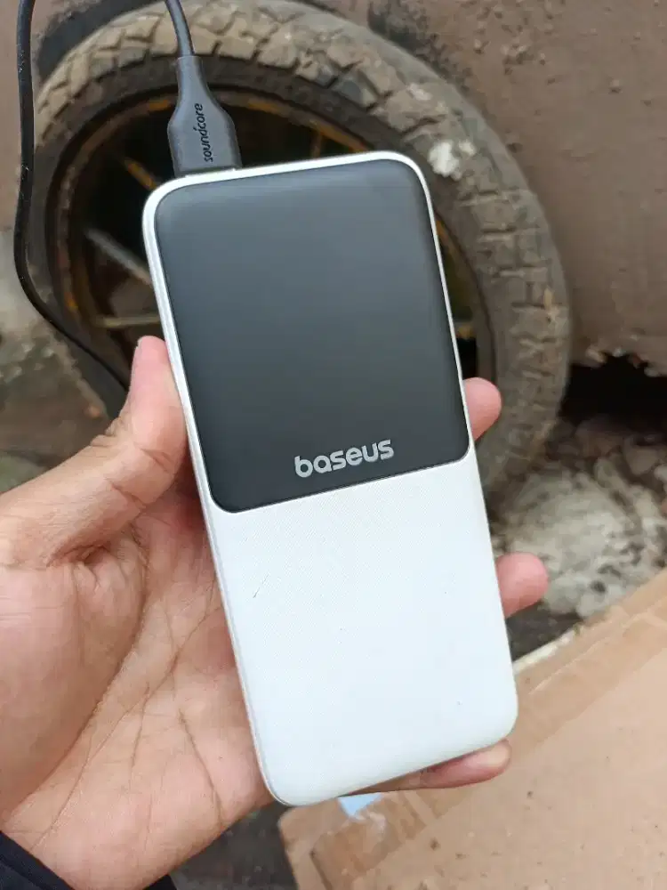 powerbank basesus