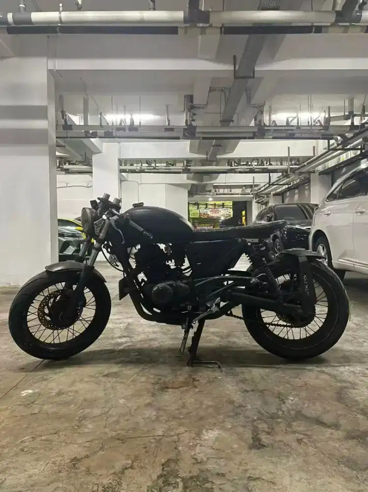 DIJUAL BAJAJ PULSAR 200NS CUSTOM  — SURAT LENGKAP — JAKARTA BARAT