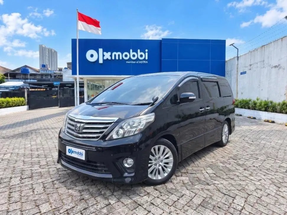 LOW DP Toyota Alphard 2.4 S C Audioless Bensin-AT 2014 WVC