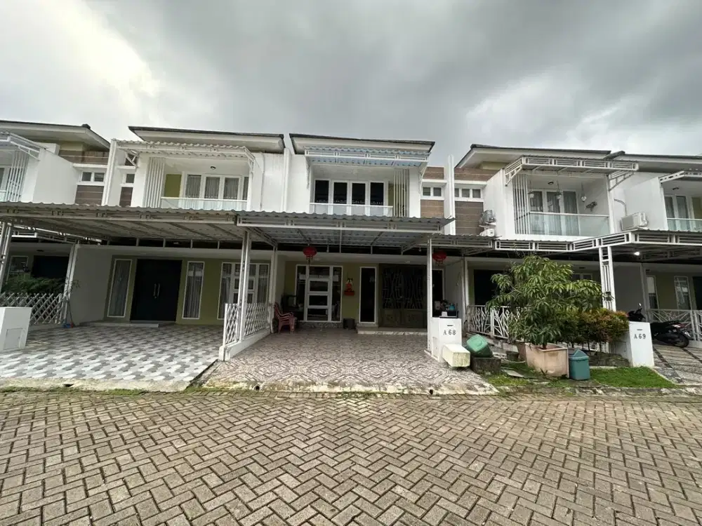 Dijual / Disewakan rumah 2 lantai bagus siap huni full renov Green Resort Palembang