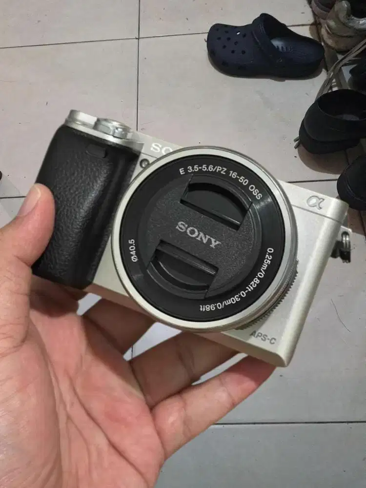 Kamera Mirrorless Sony A6000 (Gaada Dusnya)