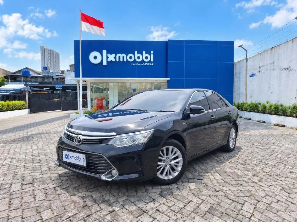 LOW DP Toyota Camry 2.5 V Bensin-AT 2016 PAH