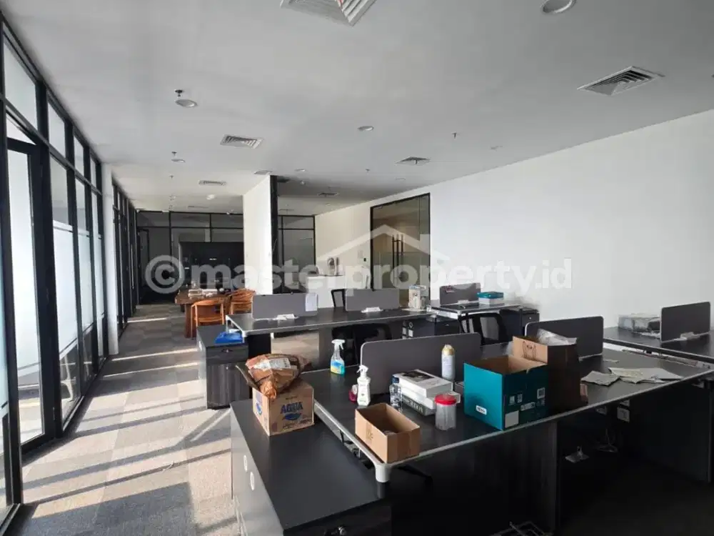 Disewa Office Gold Coast PIK luas 234m2, Unfurnished, Sudah Renovasi