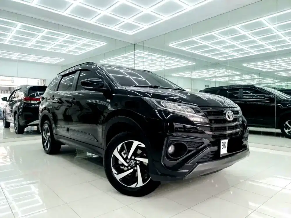 Dp 33jt Rush GR Sport S AT Matic Hitam 2023 (2022/2024)