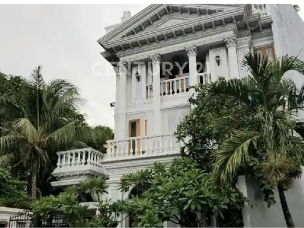 Rumah Mewah Lokasi Strategis Hadap Jalan Raya & Siap Huni
