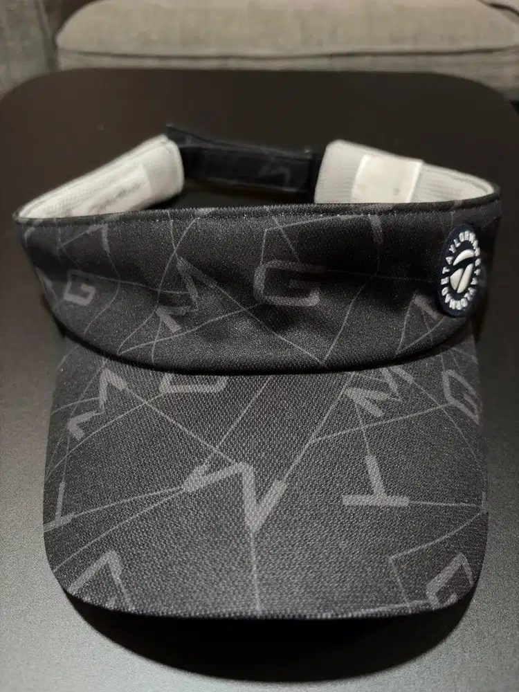 Topi Golf Visor Taylormade