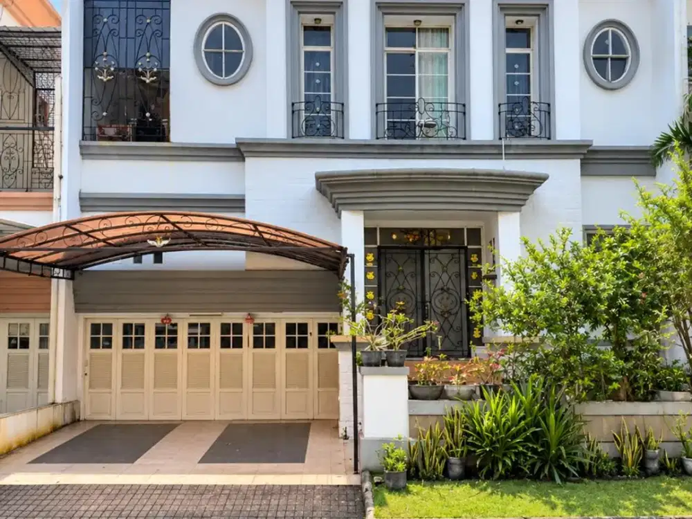 Dijual Rumah Johar Golf Bgm Pik1, Uk. 12X23.5, 2.5 Lantai, 5+1 KT, Semi Furnished, SHM, Rp 12.8 M Nego