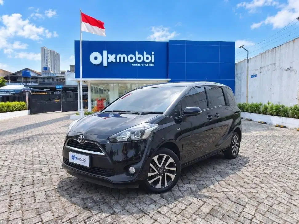 LOW DP Toyota Sienta 1.5 V Bensin-AT 2016 PGZ