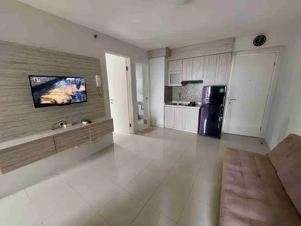 JUAL 3 BR Furnished Apartemen Bassura City SHM Samping Mall
