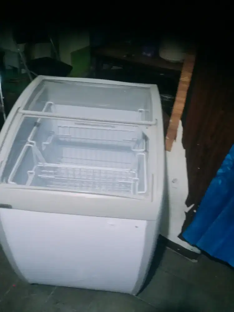 Jual frizer sleding Merk Haier kpsitas 162 liter mesin ORI normal