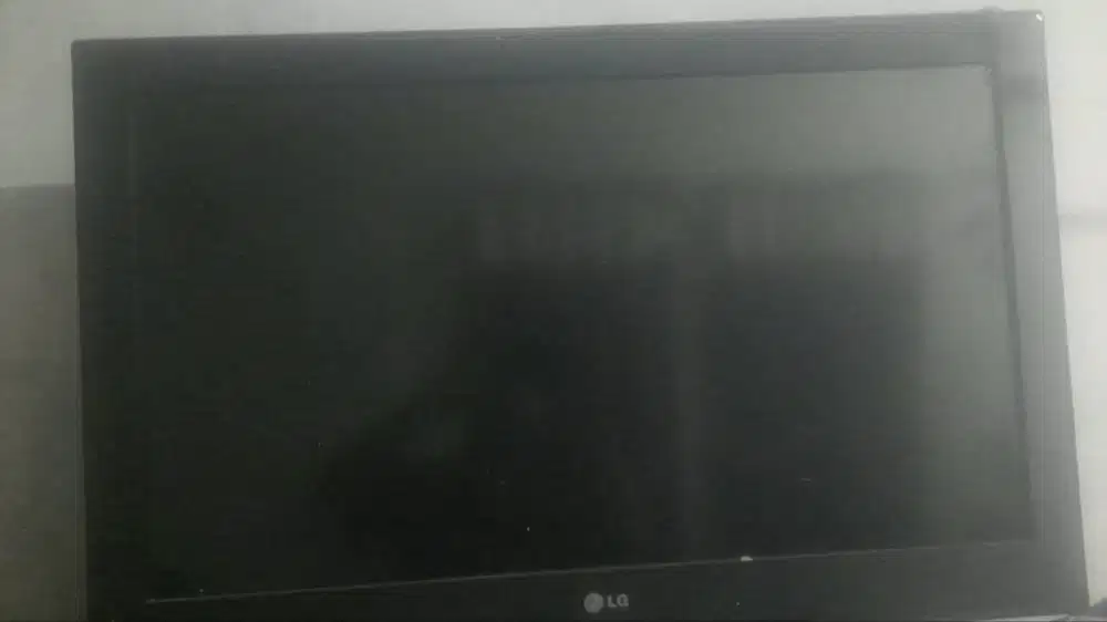Tv LED 32 inch merek LG