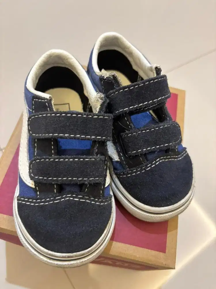 Sepatu Vans Old Skool V