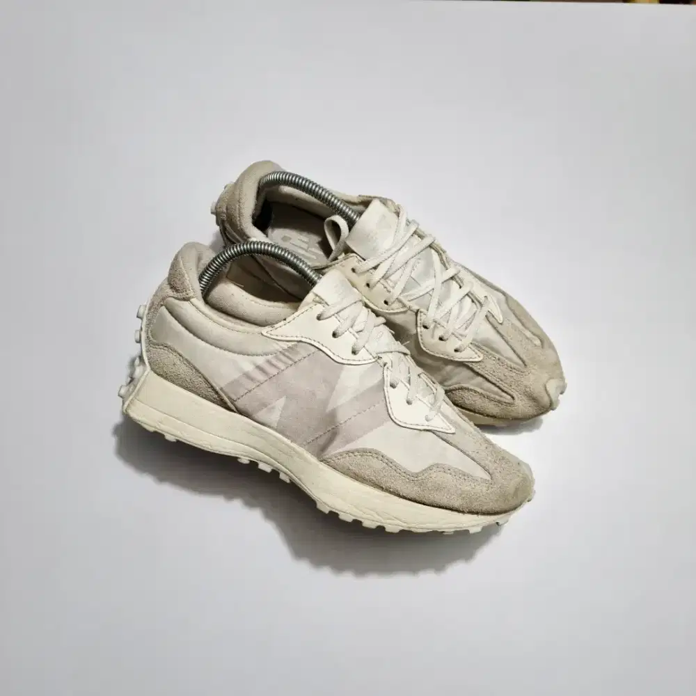 New Balance 327 'White Grey' Original Second Size 40,5/26cm